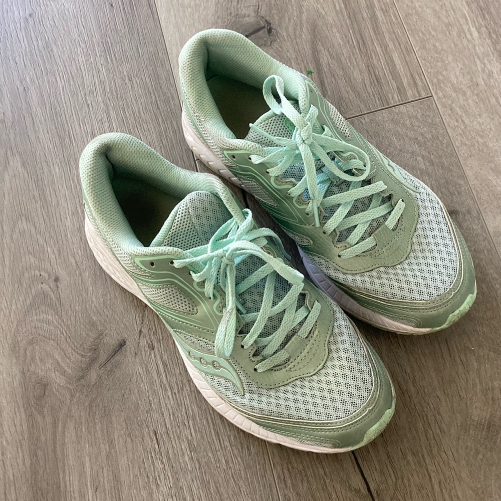 Saucony Green Athletic Shoes